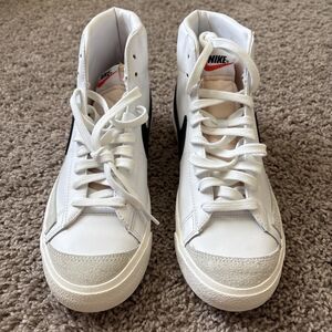 Nike Blazer Mid '77 CZ1055-100 Sneaker Women's White Black Leather Shoes Size 10